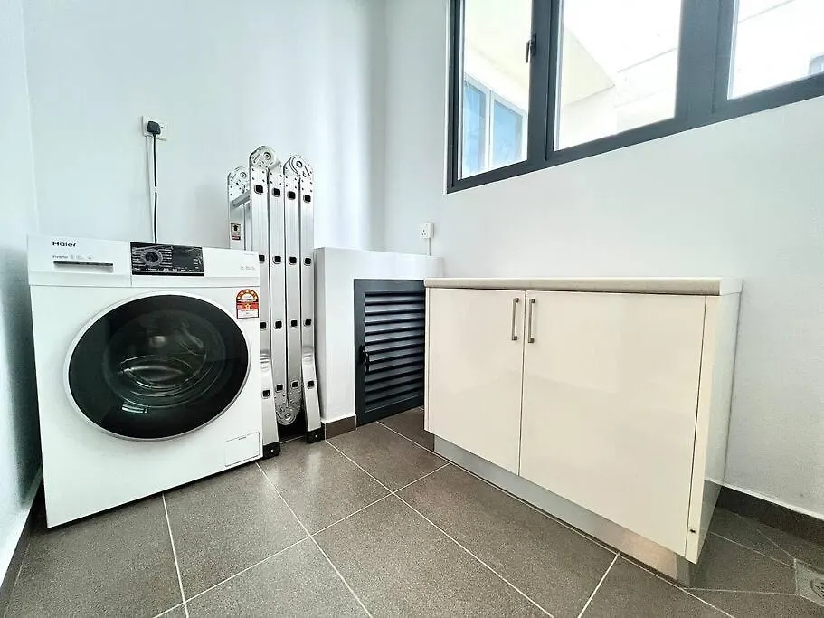 Apartment Atlantis Residence Melaka - 2 Bedrooms With Workplace Tranquerah Malaysia
